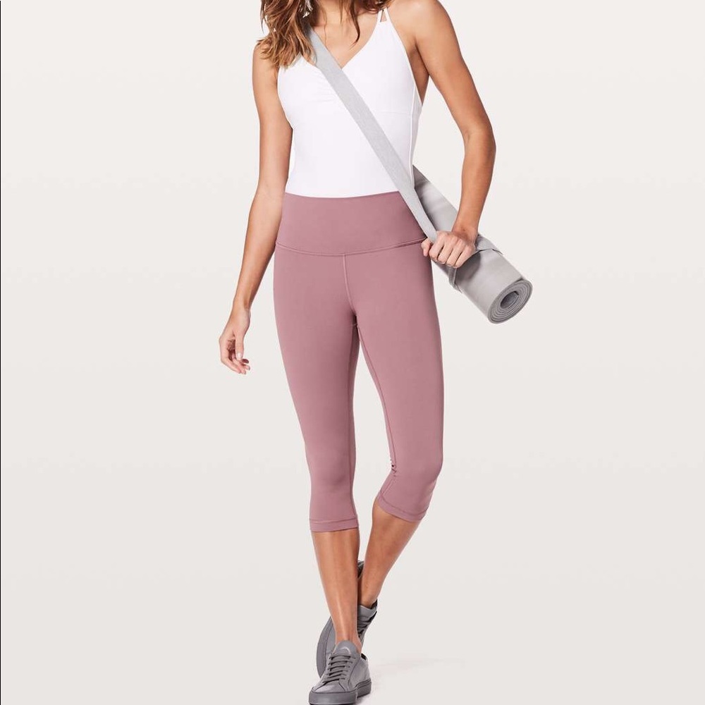 Sold! Lululemon wunder under high rise 1/2 tight 17”